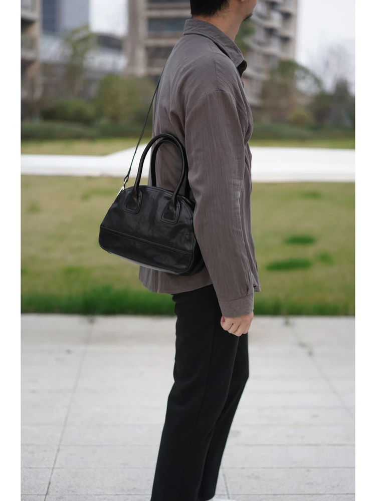 Torebka damska PNDME, casualowa, designerska, ręcznie robiona, z prawdziwej skóry, idealna na weekendowe zakupy, luksusowa, ze skóry bydlęcej, czarna, na ramię, crossbody.