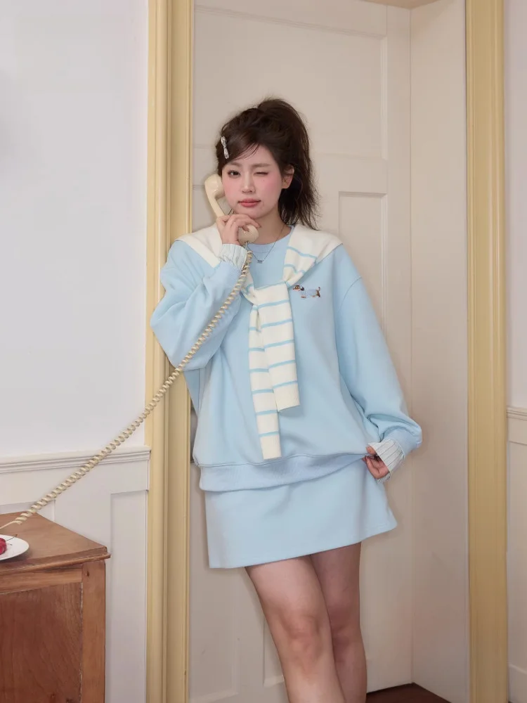 

Комплект для похудения для женщин больших размеров: модный костюм из двух предметов с худи с открытыми плечами и юбкой А-силуэта, антивозрастной эффект