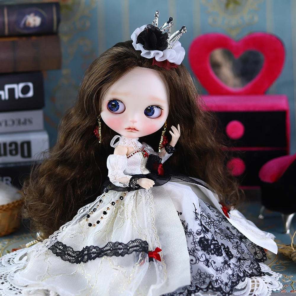 

ICY DBS Blyth Doll Fair Skin Matte Face The White Queen Princess Hand-Painted Makeup 30cm Doll Girl Festival Gift Birthday Gift