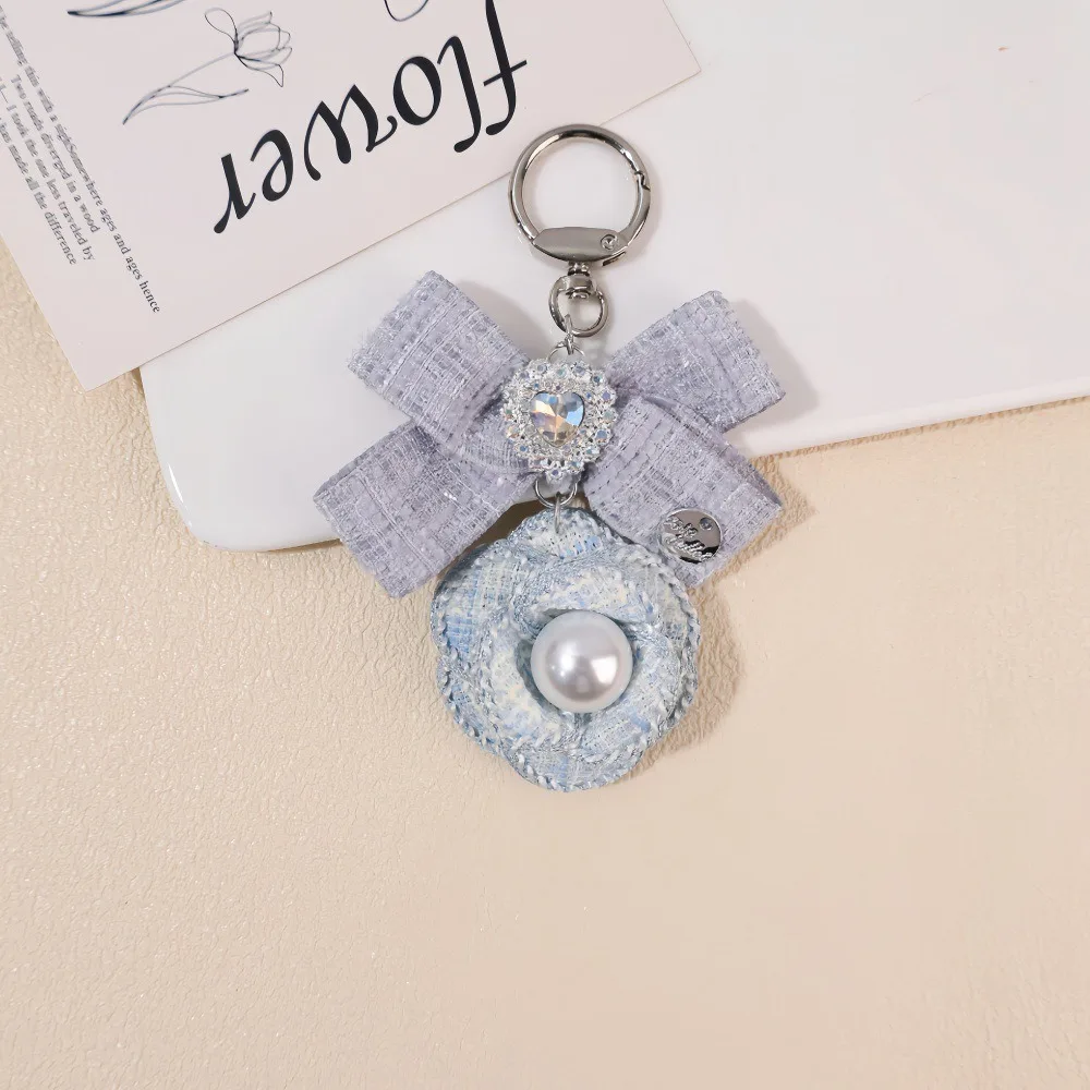 Light Luxury Small Fragrance Wind Anti Pearl Border Camellia Car Keychain Bag Pendant Decorative Accessories