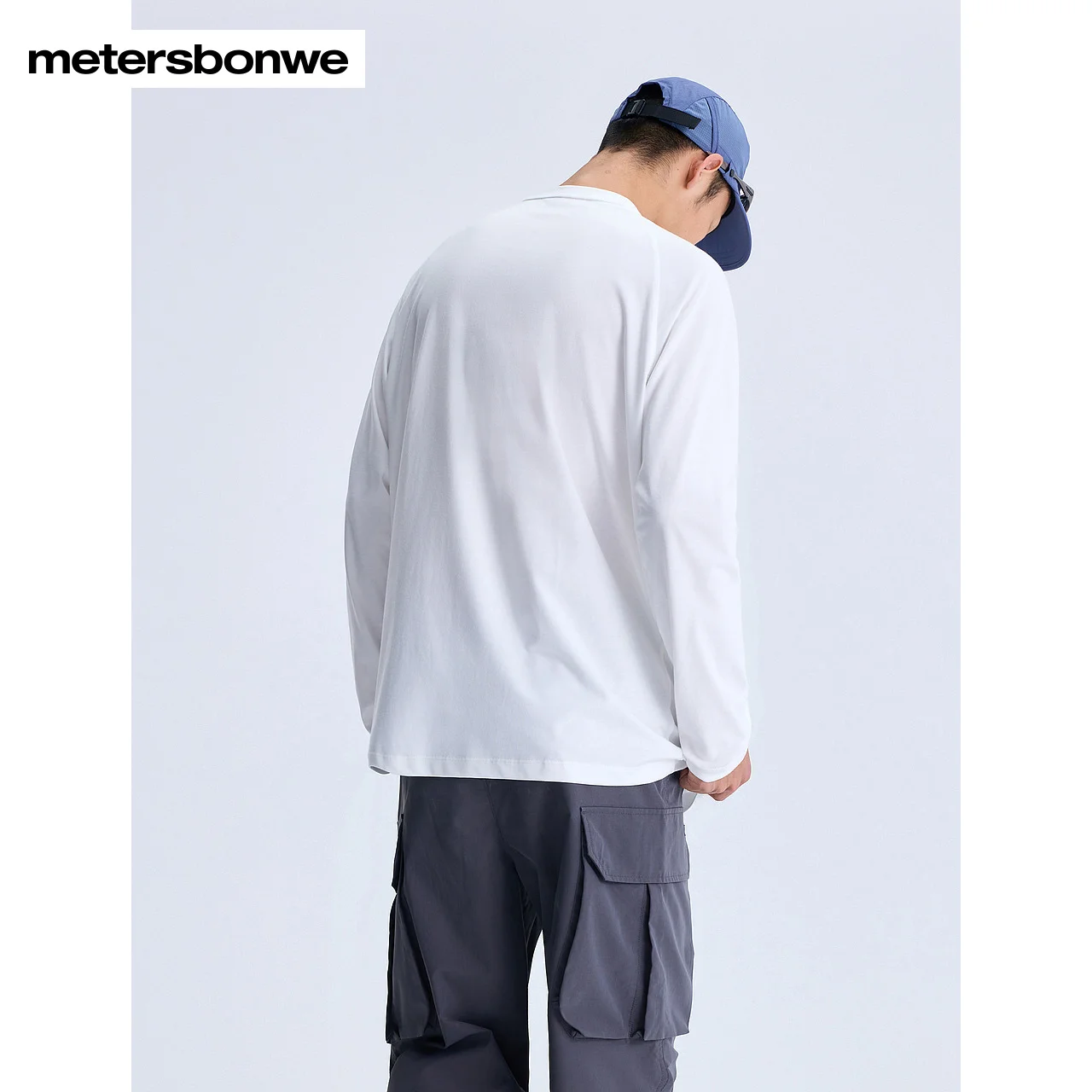 قميص Metersbonwe-Men's Women's بأكمام طويلة مع طباعة خارجية بلون سادة سريع الجفاف تي شيرت مريح علوي من Perennial