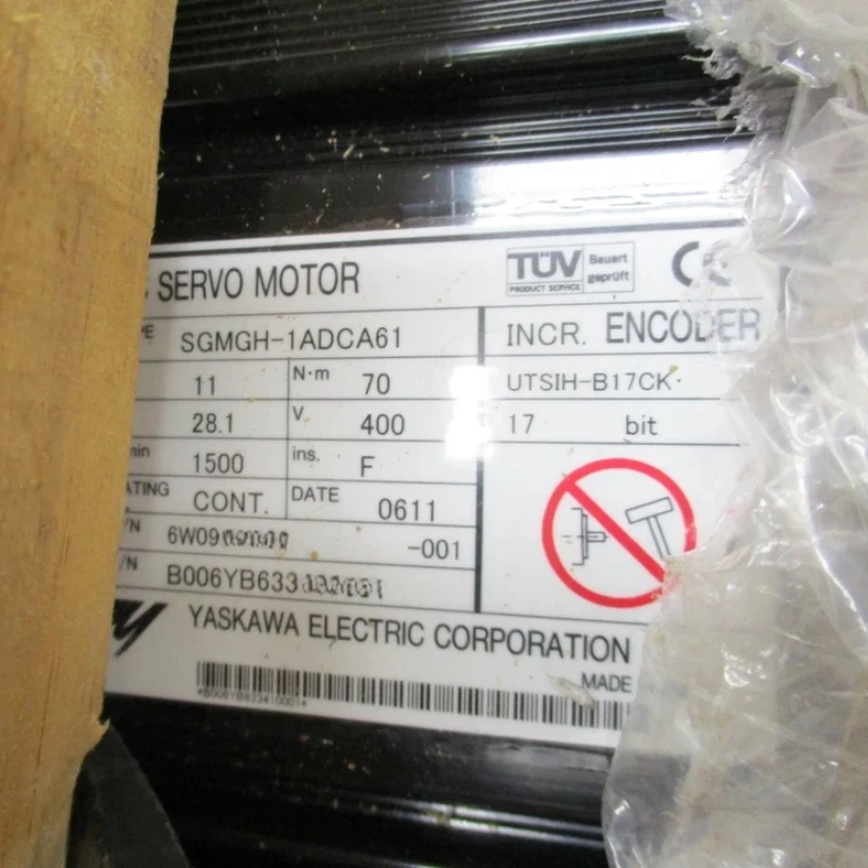 Yaskawa SGMGH-1ADCA61 Servo Motor New In Box Expedited Delivery