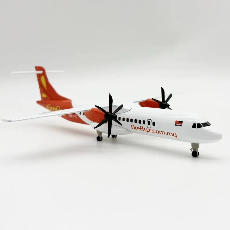 20cm Firefly ATR Airlines Miniature Aircraft Die-Cast Metal Simulation Plane With Propellers For Adults Home Office Decor