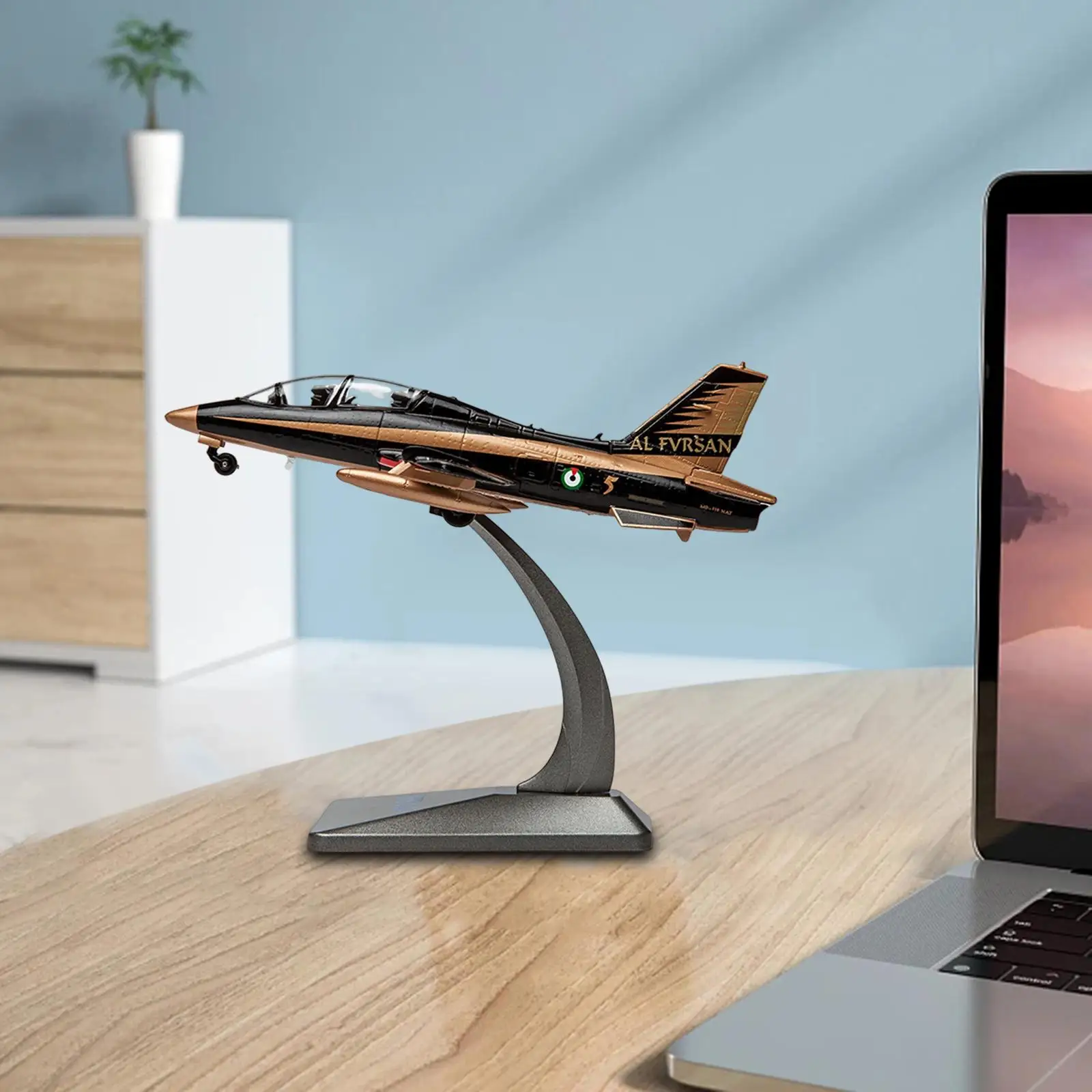 

metal Model with Base Aviation Commemorate Home Decor Display Ornaments 1:72