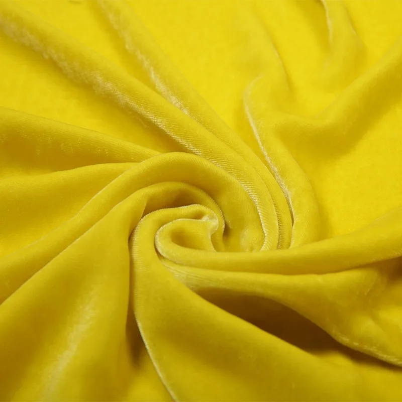 Abito da sera e cheongsam con camicia da notte in tessuto di velluto georgetà di seta intrecciata