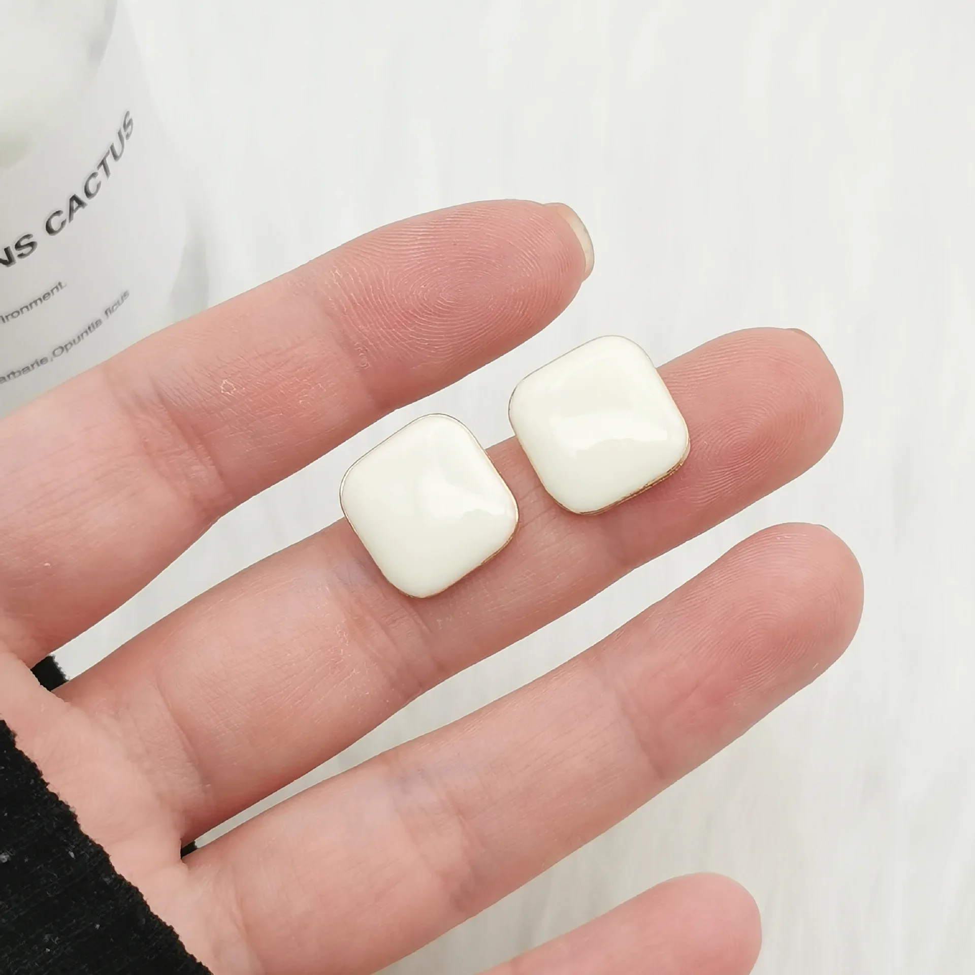 Brinco quadrado esmaltado cor branca para mulheres coreano simples geometria temperamento joias presente de natal namorada