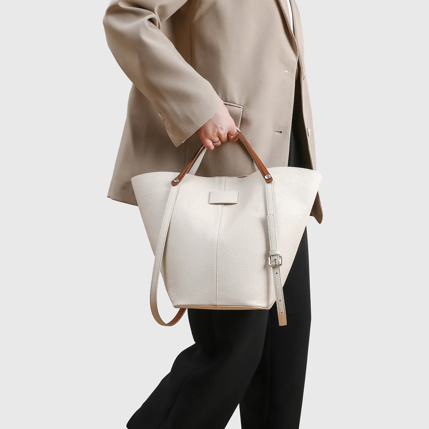 borse-fasciatoio-in-pelle-classiche-ed-eleganti-di-designer-famosi-per-donna-borsa-a-tracolla-tote-di-lusso-minimalista-di-grande-capacita-vintage