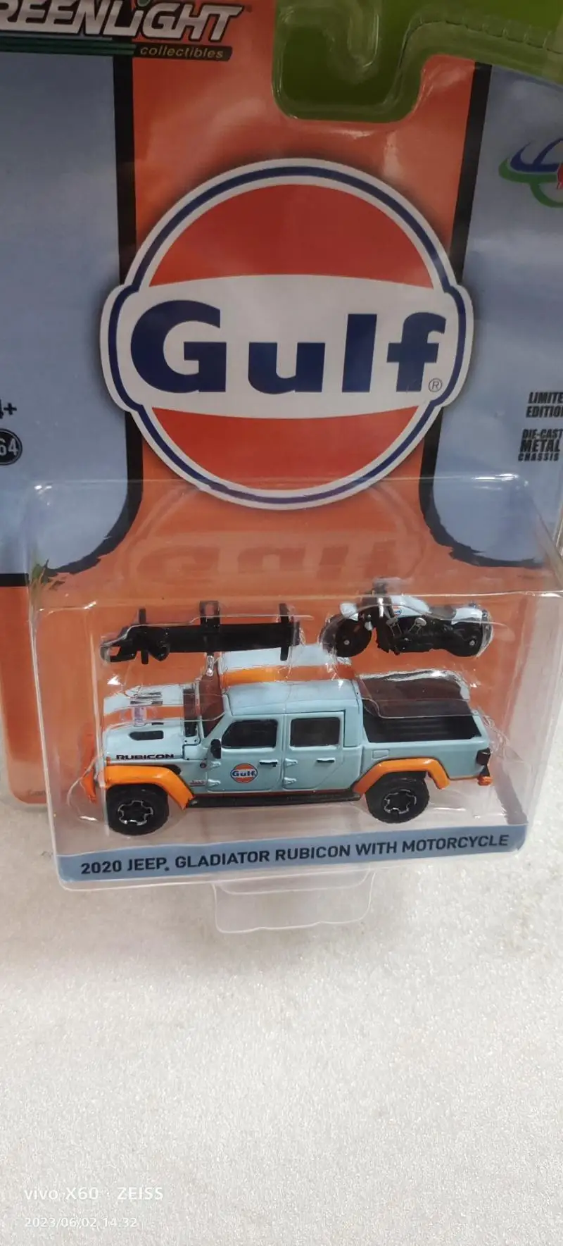 

GREENLIGHT 1/64 2020 JEEP Gladiator RUBICON with motorcycle Collection of die-cast alloy car model ornaments