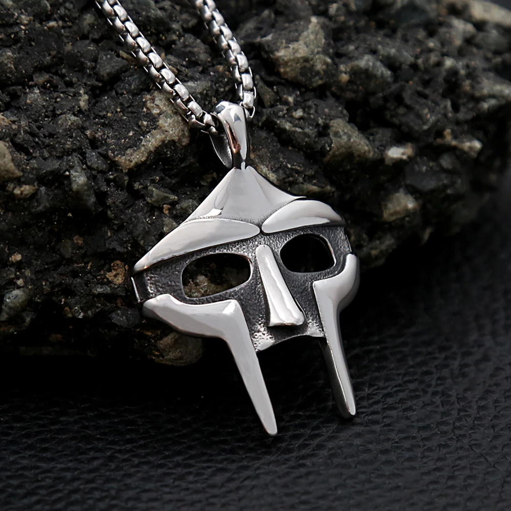 Fashion Retro Creative MF DOOM Mask Pendant Punk Stainless Steel Skull Mask Necklace Locomotive Hip Hop Jewelry Gift Wholesale