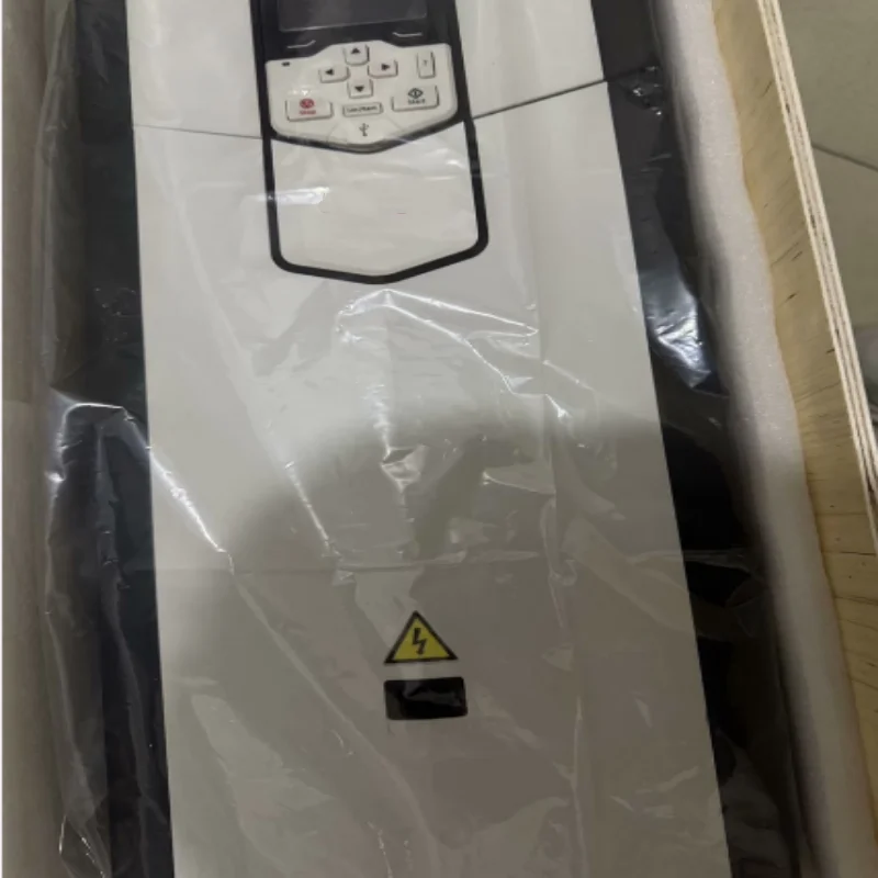 Brand New Original Variable Frequency Drive  ACS880-01-12A6-3  ACS880-01-045A-3  ACS880-01-09A4-3  ACS880-01-017A-3