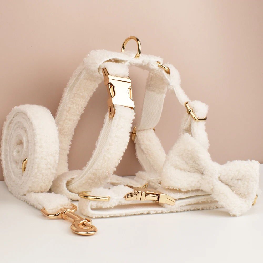 Handgebreide honden trouwketting voor kerstmis en de winter_voghion.com