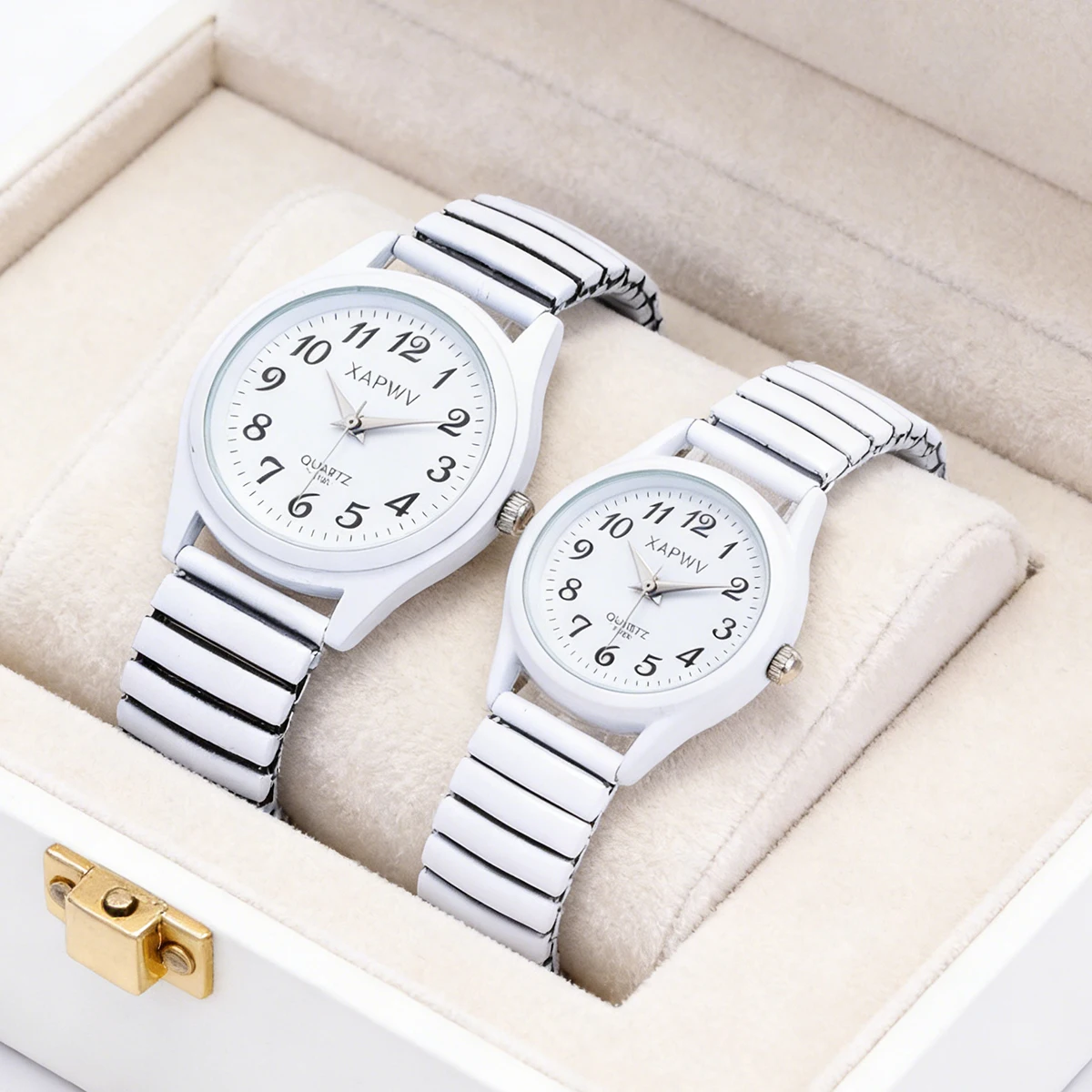 Fashion Couple Watches, a Pair of Casual Quartz Watches for Men and Women, Arabic Numerals, Elastic Strap Women's Wristwatch
