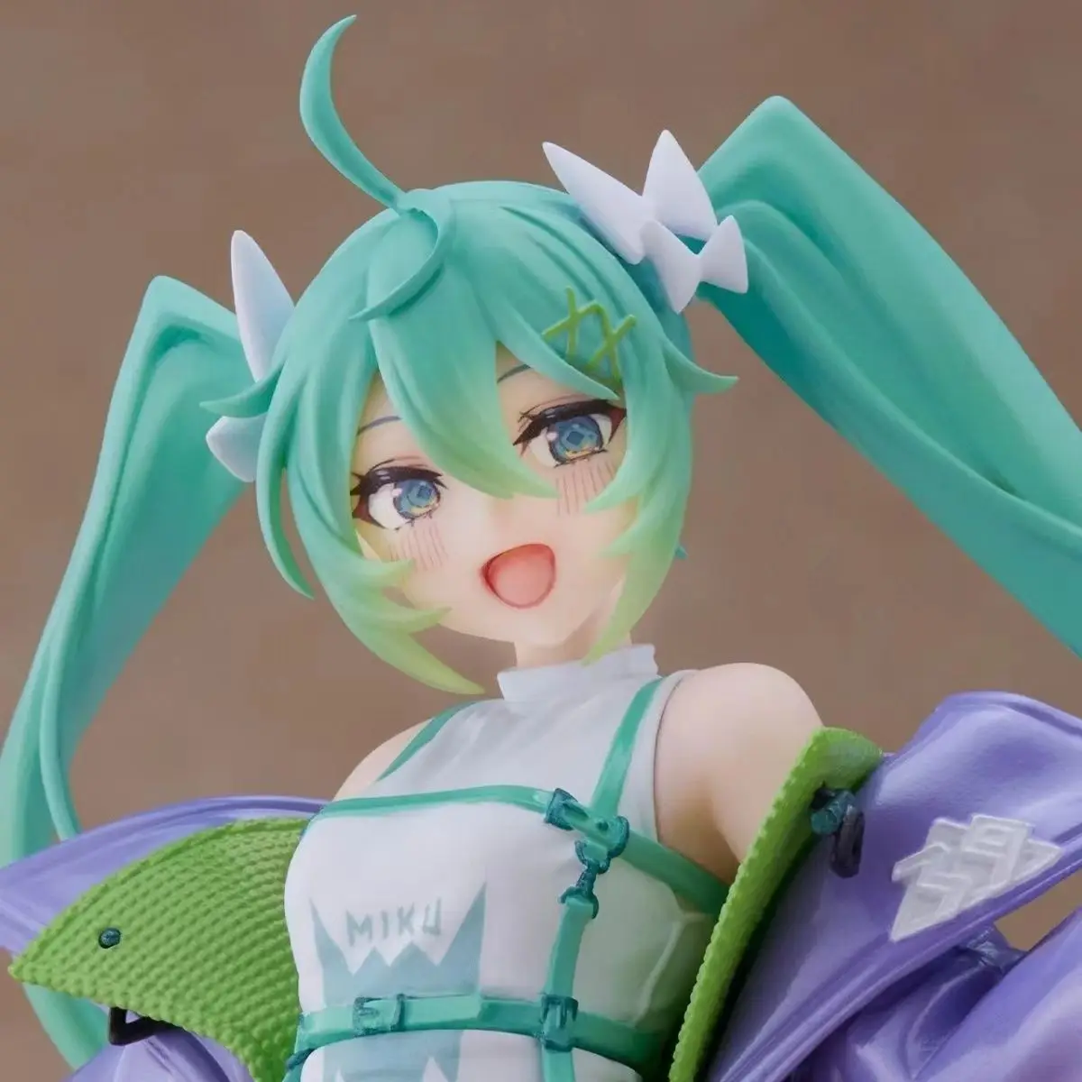 Hatsune Miku แฟชั่นเชียร์ลีดเดอร์20ซม. หุ่นเด็กสาวสวยของสะสมรูปปั้นเด็กผู้ชายของตกแต่งเดสก์ท็อปเครื่องประดับของเล่นของขวัญ