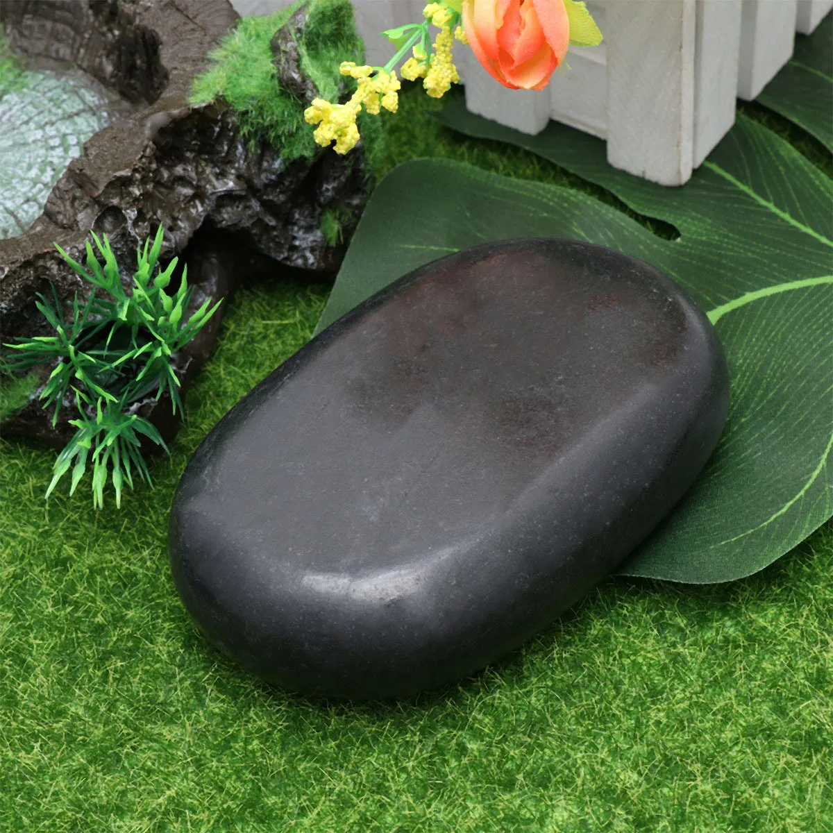 

Volcanic Stone Massage Stones Natural Stones For Spa Hot Massage Therapy Back Massager Tool