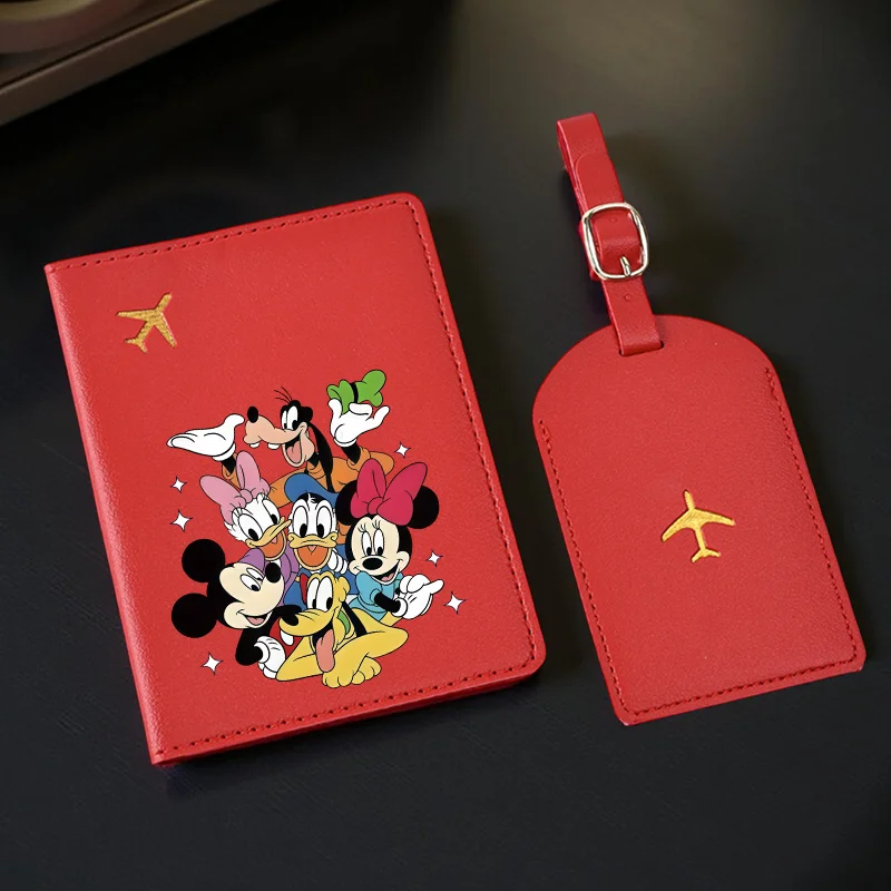 قطعتان من حامل جواز السفر ميكي ميني دونالد ومجموعة علامات الأمتعة، محفظة سفر من البولي يوريثان للجنسين، هدية لطيفة لأساسيات السفر لجميع الأعمار #5