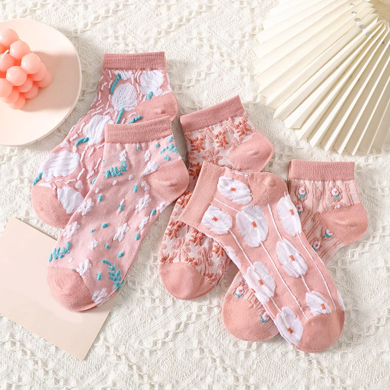 خواتین کے 5 جوڑے تخلیقی فیشن گلابی تین جہتی چھوٹے پھولوں کے موزے آرام دہ اور ورسٹائل روزانہ سفر کے لیے موزوں #4