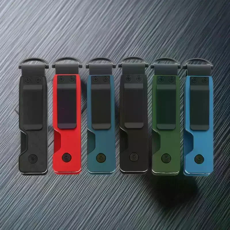 

Stylish, Minimalist Metal Key Organizer, Safely secures 1-5 Keys, Portable Multifunctional Key Cover