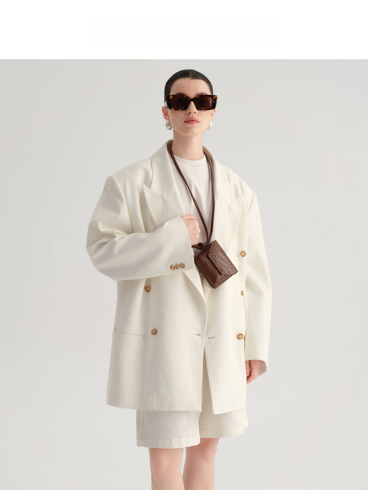 

Женский костюм Audrey Wang: Простой хлопково-льняной пиджак, новинка осени 2025, высококачественный универсальный топ для делового стиля