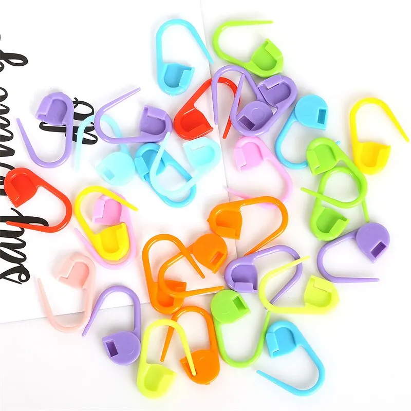 100 Pcs/Pack Mini Knitting Crochet Locking Stitch Markers Can Baby Greeting Card Plastic Markers Holder Needle Clip Craft