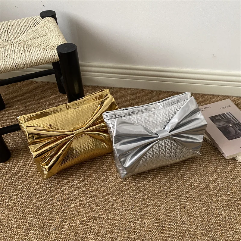Bag women's premium texture pleated texture cute clutch bag Korean niche big butterfly decorative women's bag