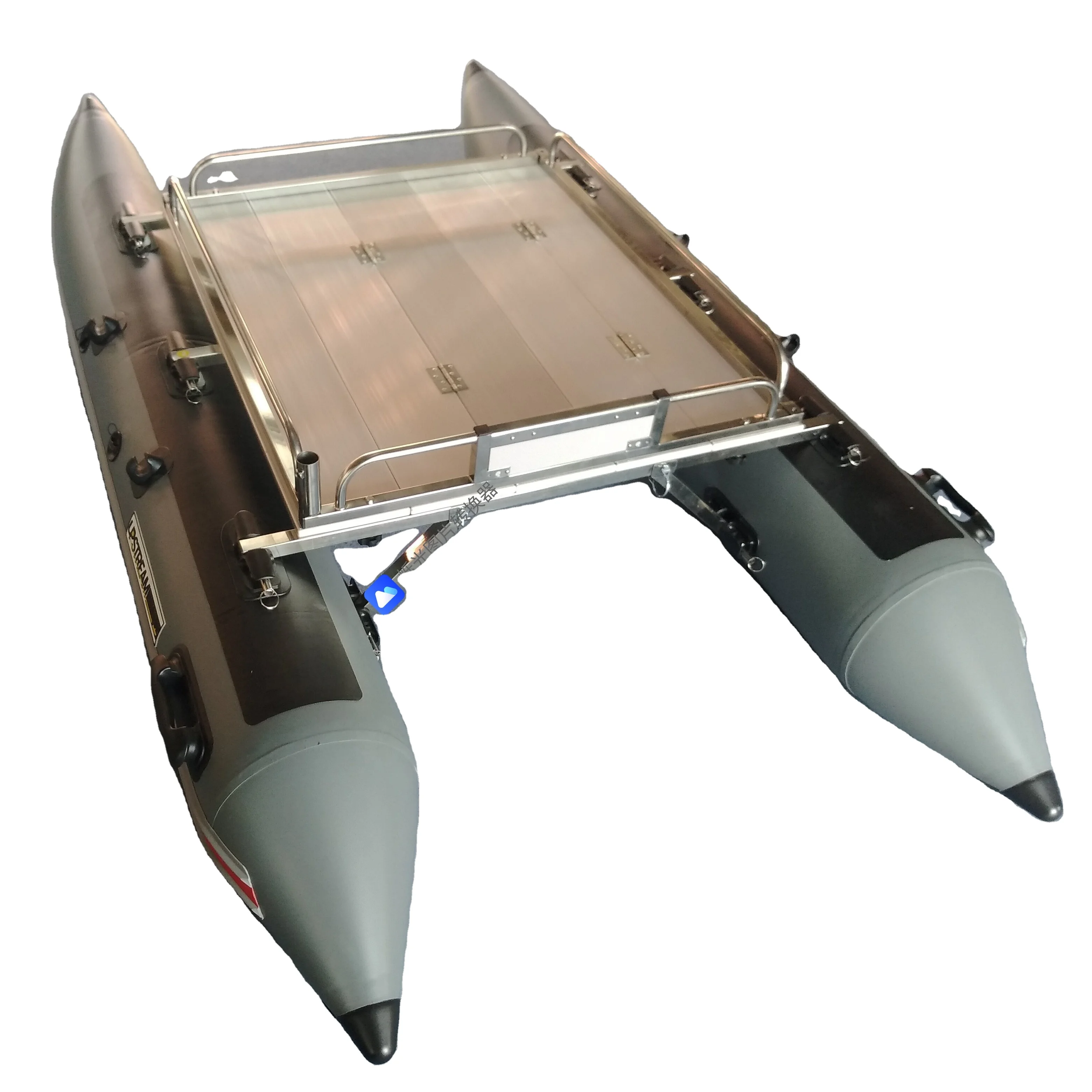 Bateau de pêche gonflable, plateforme de pêche large, stable sur l'eau