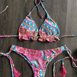 أعلى 11 مبيعات بيكيني عارية - رقم 7