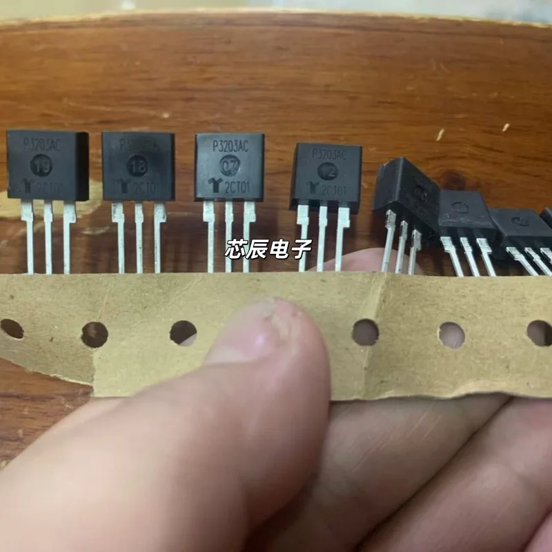 10pcs Brand-new, factory-sealed, imported P3203AC thyristor and P3203ACL discharge tube in TO-220 packaging