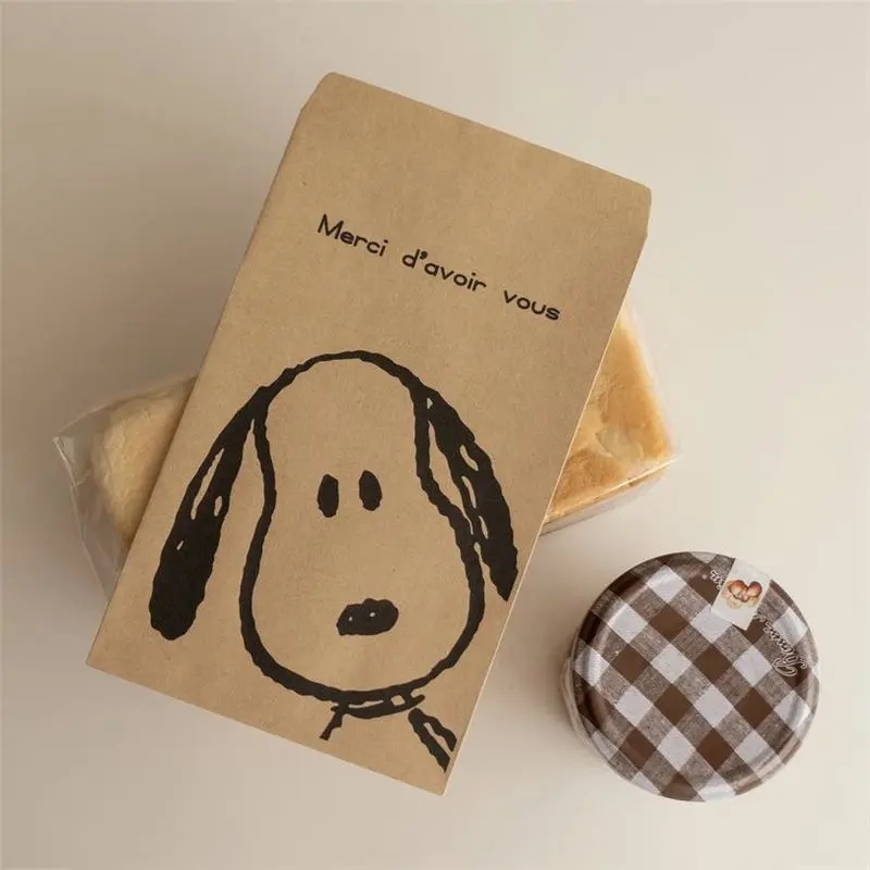 5pcs Snoopy Envelopes Kraft Paper Bag Invitation Envelope Greeting Cards Cover Kids Birthday Party Candy Cookie Packaging Bags