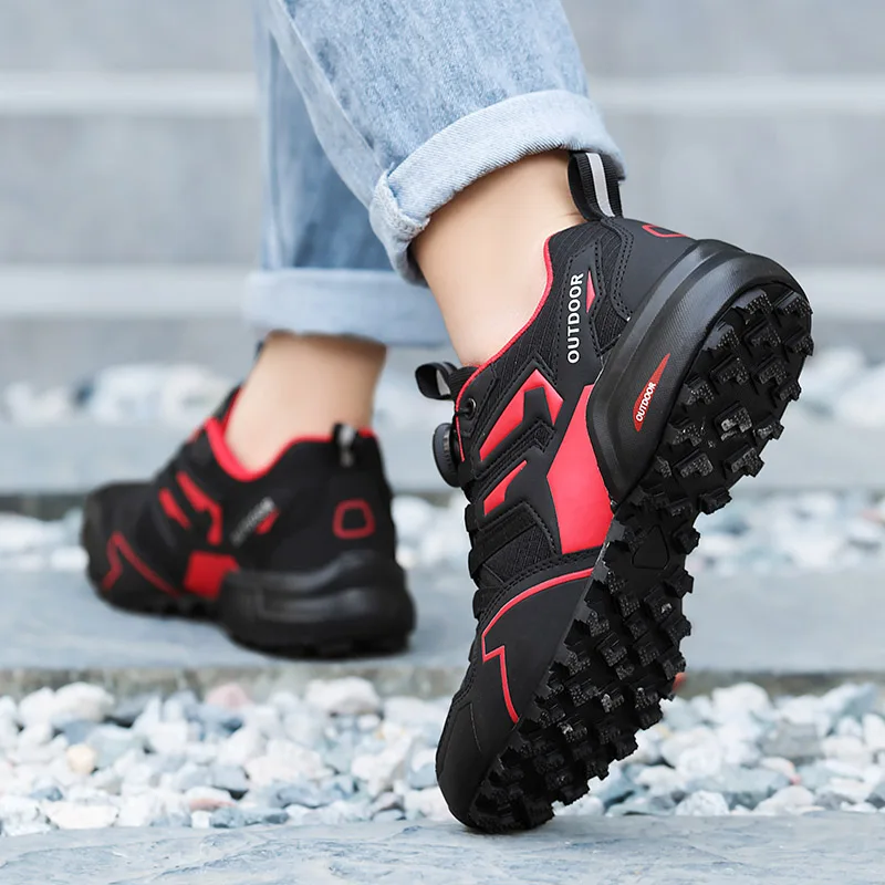 Men's Golf Shoes Classic Fashion Running Shoes Outdoor Training Mesh Breathable Golf Sneakers Size 40-48