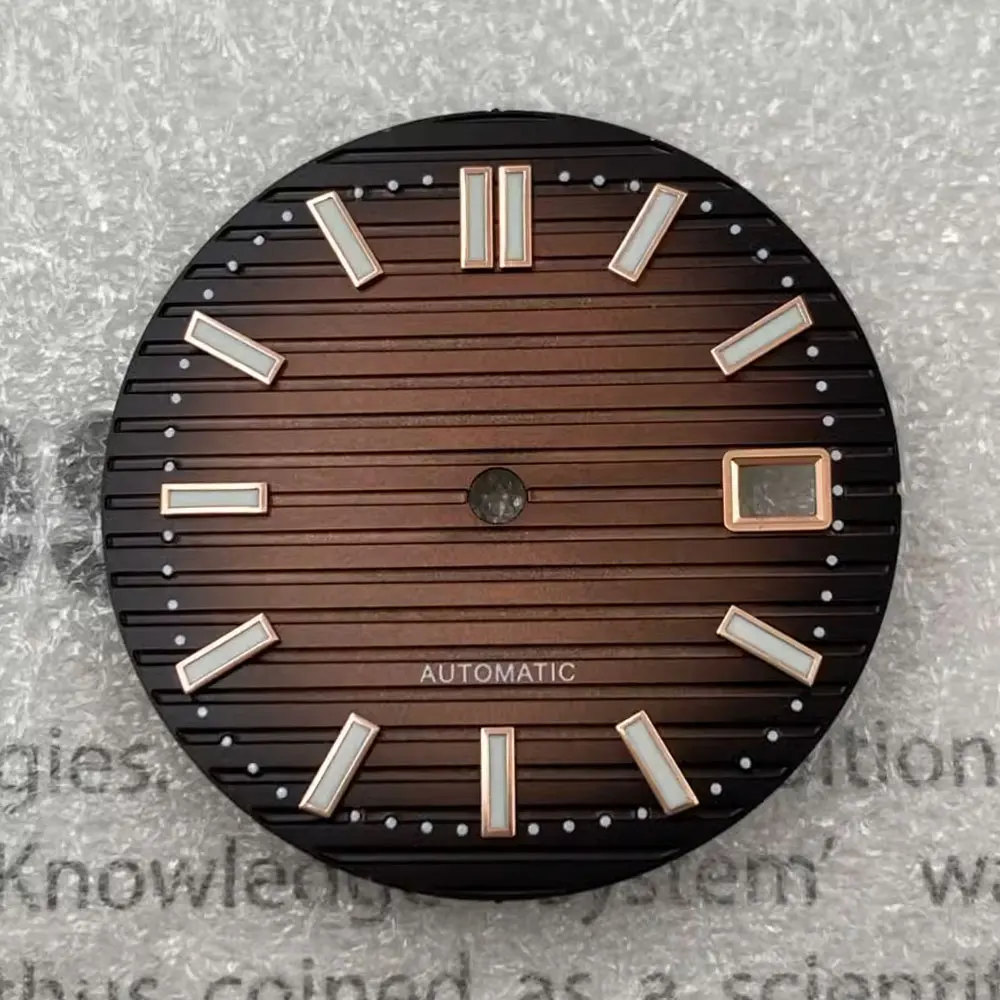 Nh35 Wijzerplaat 30.5Mm Nautilus Wijzerplaat Horloge S Wijzerplaat Groene Lichtgevende Wijzerplaat Geschikt Voor Nh35 Bewegingshorloge Accessoires Horloge Reparatie Tool