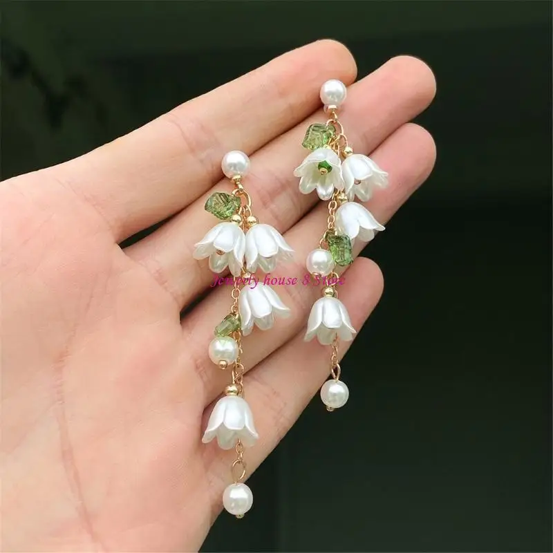 Green and Flower Drop Earrings Pearly Tassels Earrings Elegant Flower Designs Jewelry Alloy Texture for Ladies
