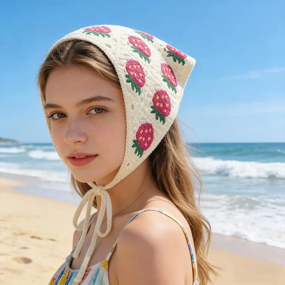 

Boho Crochet Strawberry Hair Scarf Triangle Bandana for Women Sweet Hollow Knit Headwrap Summer Travel Photo Props Headband 1PCS