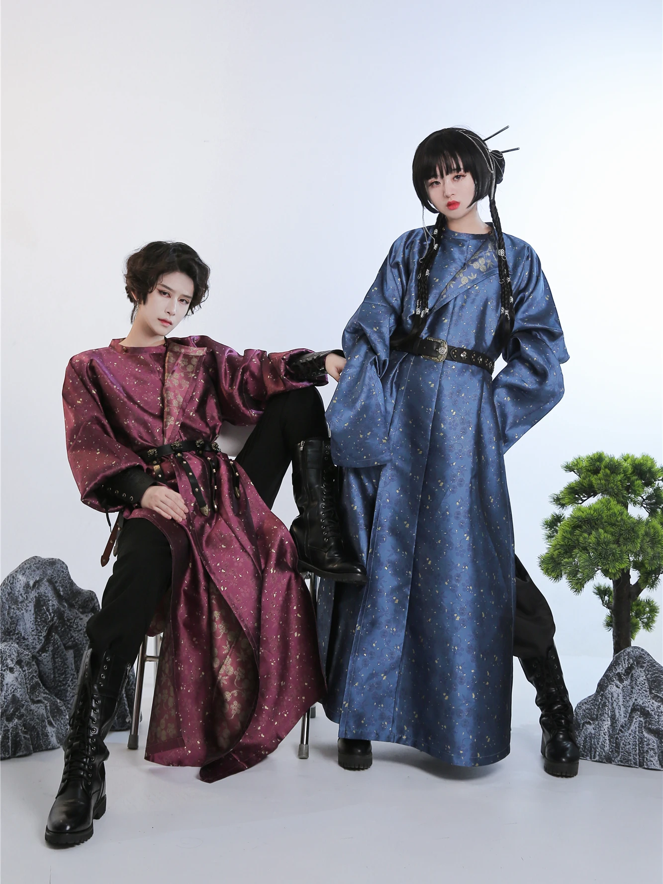 

Faionable Double-Sided Wear Gold-Weaved round Ne Tang Sle Robe Men's Autumn Winter Windbreaker Hanfu Traditional Chines...