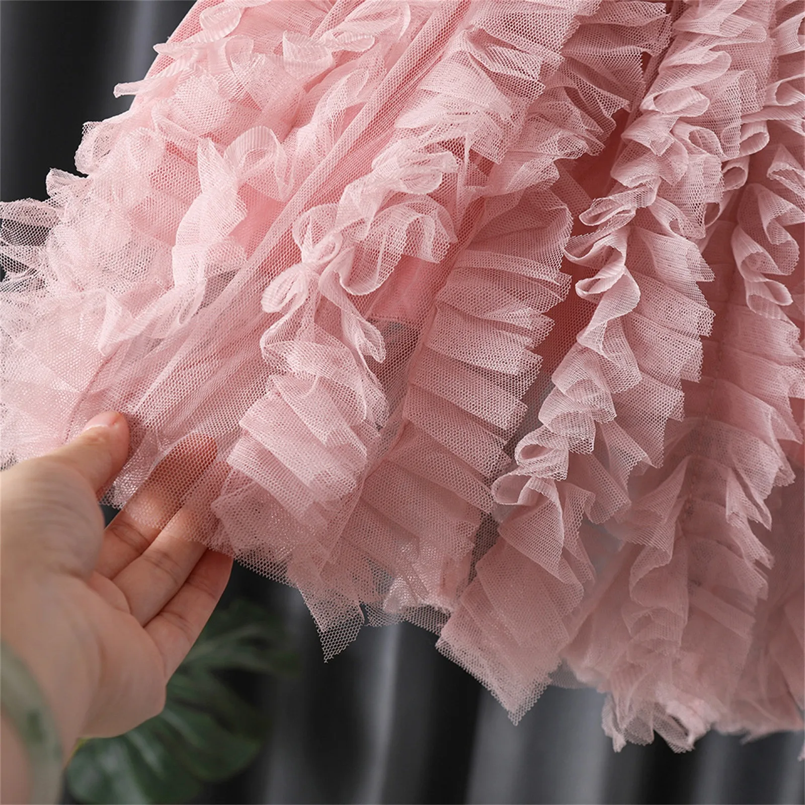 2-7 Years Summer Children\'s Clothing Solid Color Short Sleeved Girl\'s Princess Gauze Dress Fashionable Fluffy Spliced Cake Dress