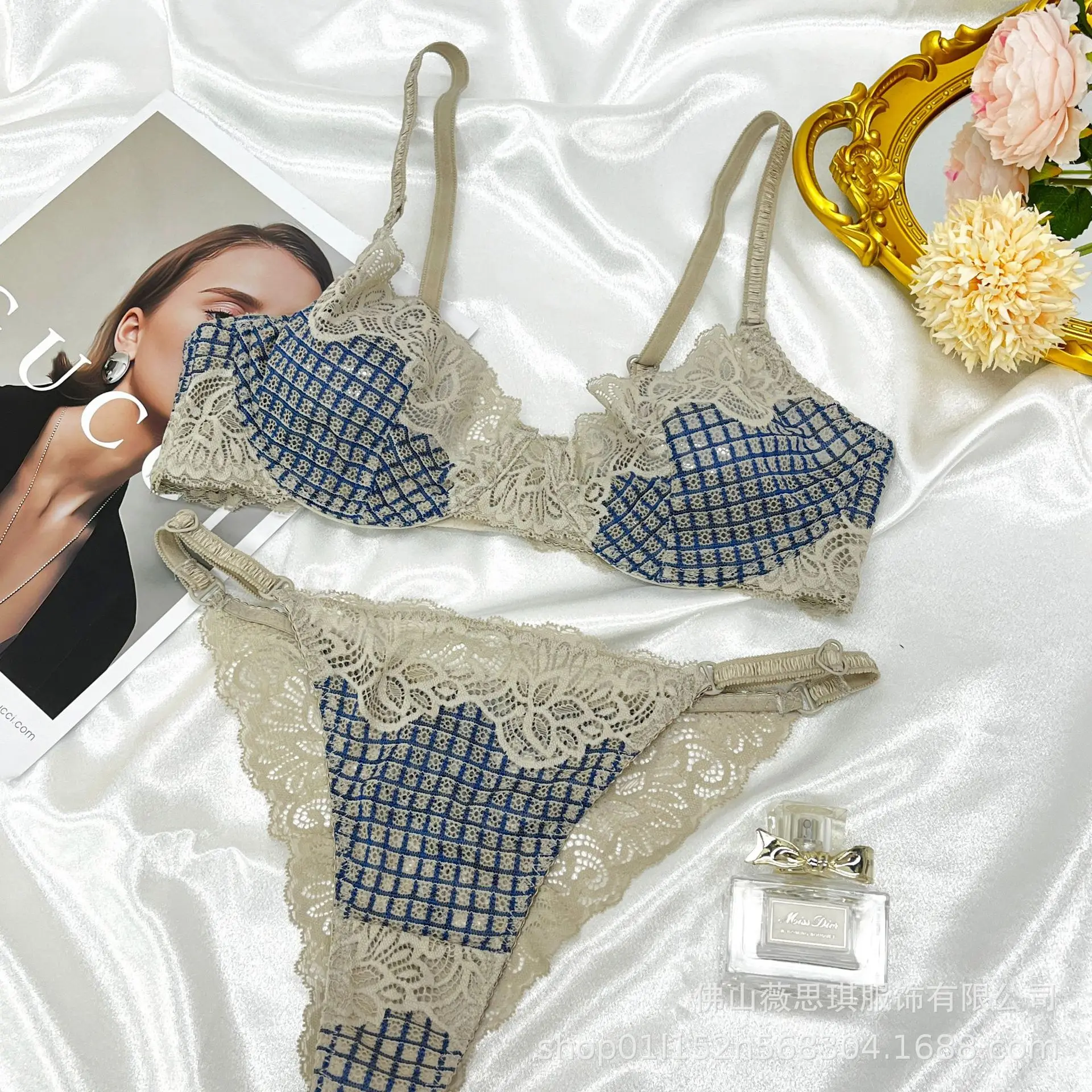 

Женский кружевной сексуальный бюстгальтер с вышивкой, прозрачный комплект нижнего белья, короткий комплект нижнего белья, элегантный женский комплект из бюстгальтера и трусиков