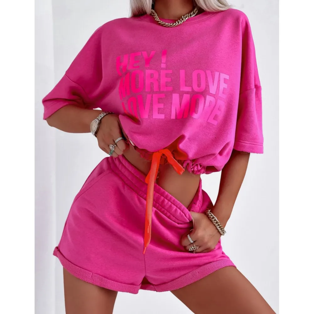 Zomer Casual T-shirt met korte mouwen Sportieve tweedelige set Damesmode Letterprint Top Los Een eenvoudige vetershorts Dames