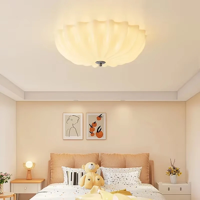 

Flower Shape Modern Minimalist Ceiling Chandelier Cream Shape Warmth Lamp Children Bedroom Living Room Simple LED Ceiling Light