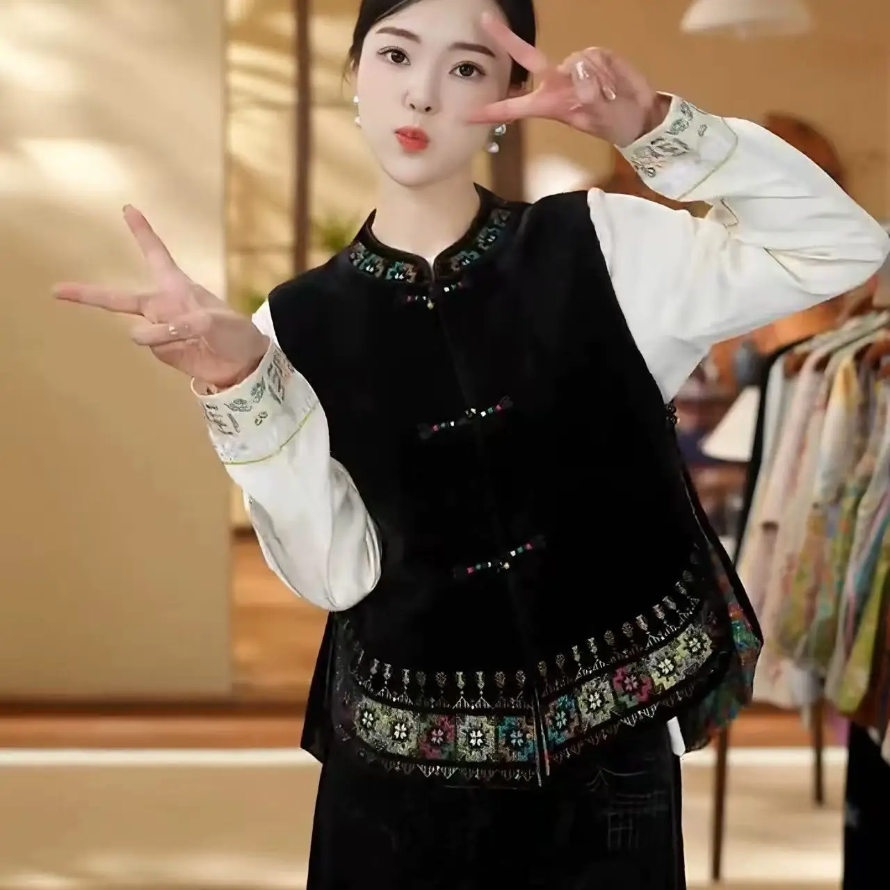 

Двусторонний двусторонний жилет, дизайн национальной моды, жилет с машинной вышивкой, верхнее пальто