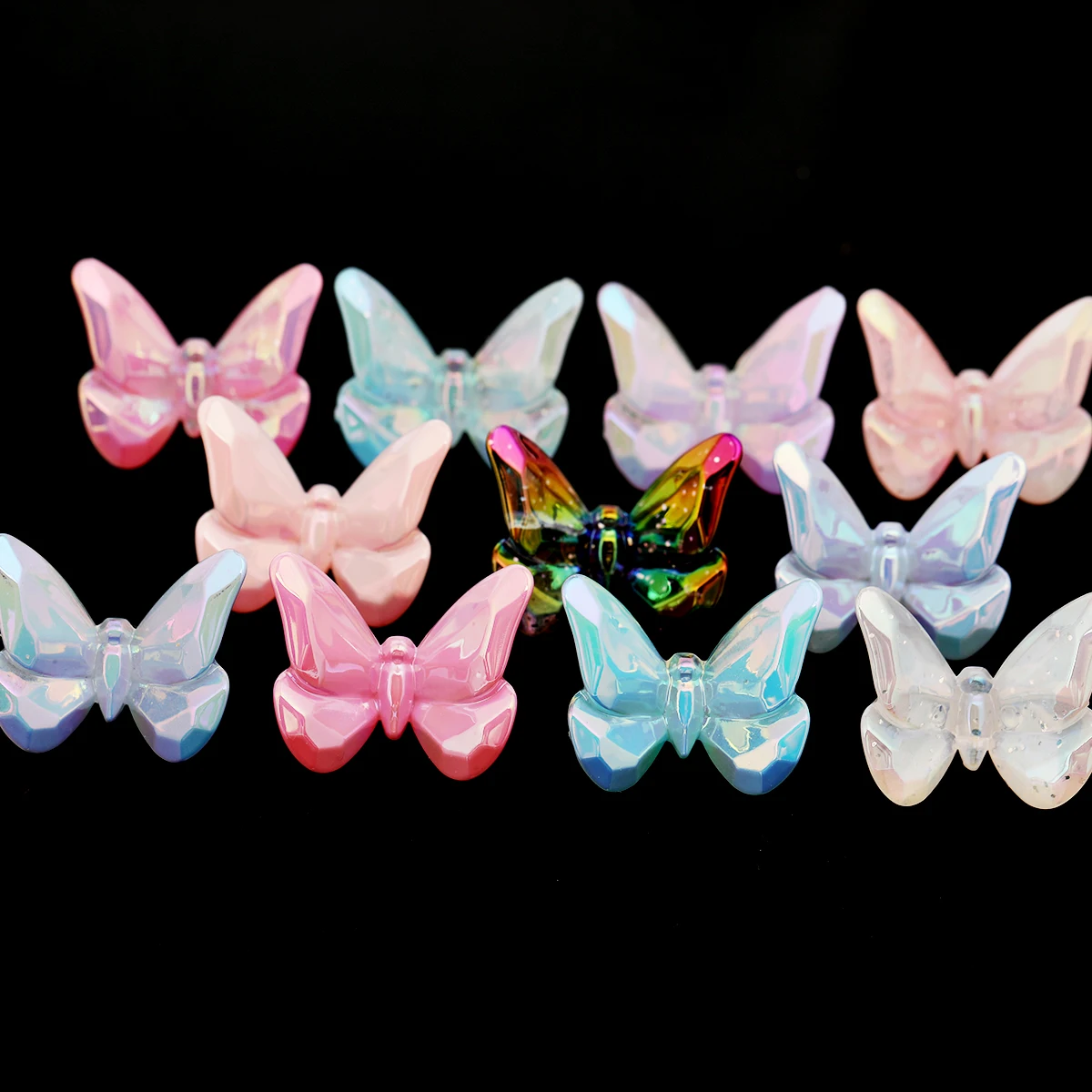 7pcs Random Color Iridescent Faceted Butterfly Shaped Acrylic Loose Beads 2.5x2cm Handmade DIY Jewelry Making Accessories