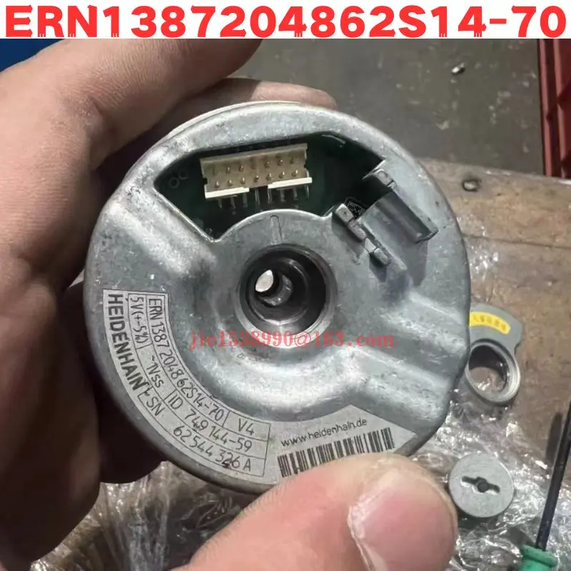 

Used 1387 Encoder ERN1387204862S14-70 Normal Function Tested OK