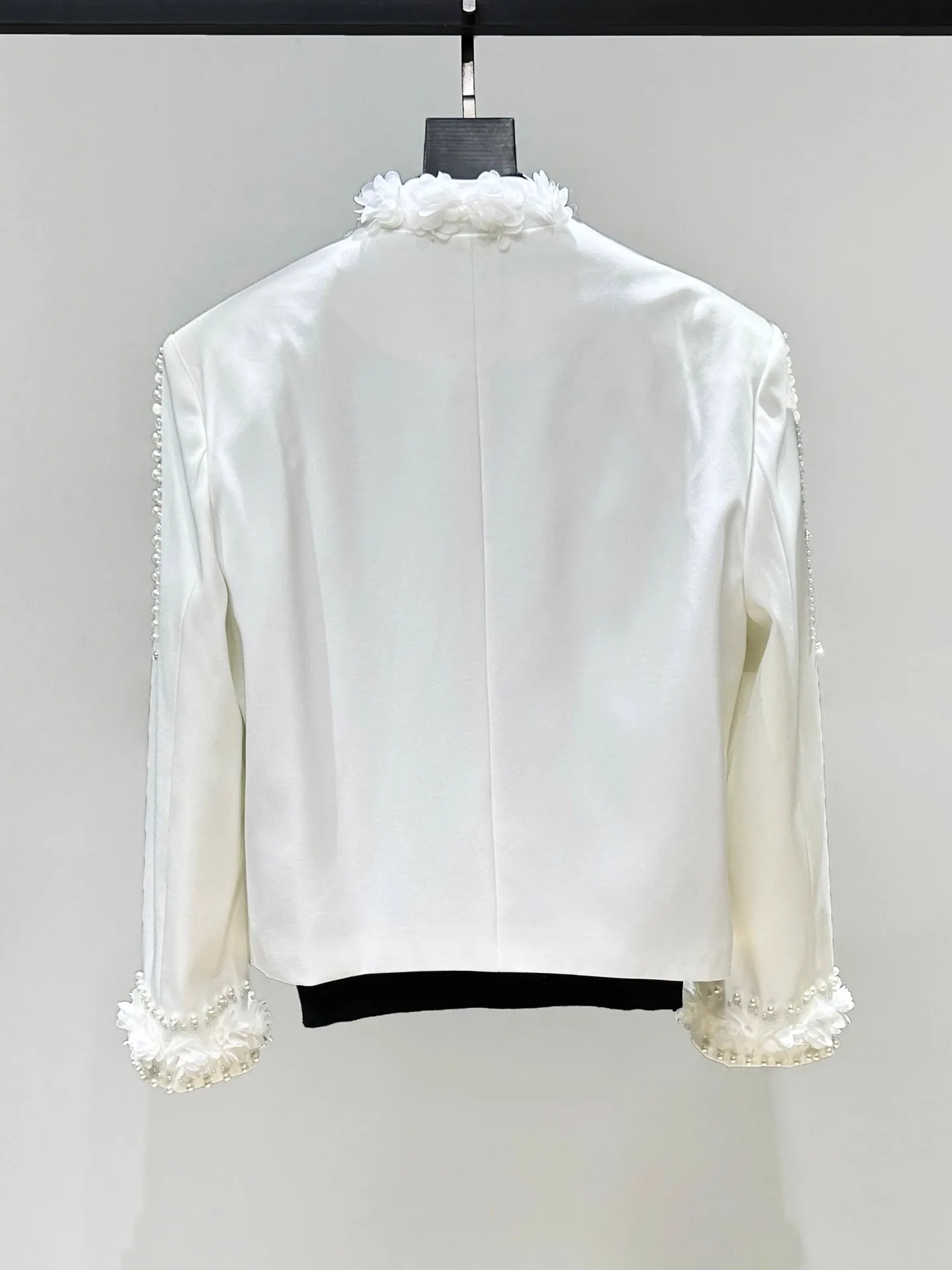 2025 otoño de los hombres nuevo de gama alta pequeño fragante abrigos de manga larga chaquetas de los hombres de moda elegante con cuentas de diamantes de imitación chaquetas personalizadas