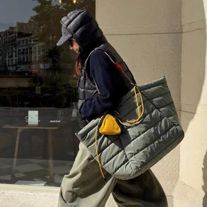 2026 New Large Capacity Commuting Tote Bag Nylon Shoulder Bag Computer Bag Portable Deformation Purses and Handbags
