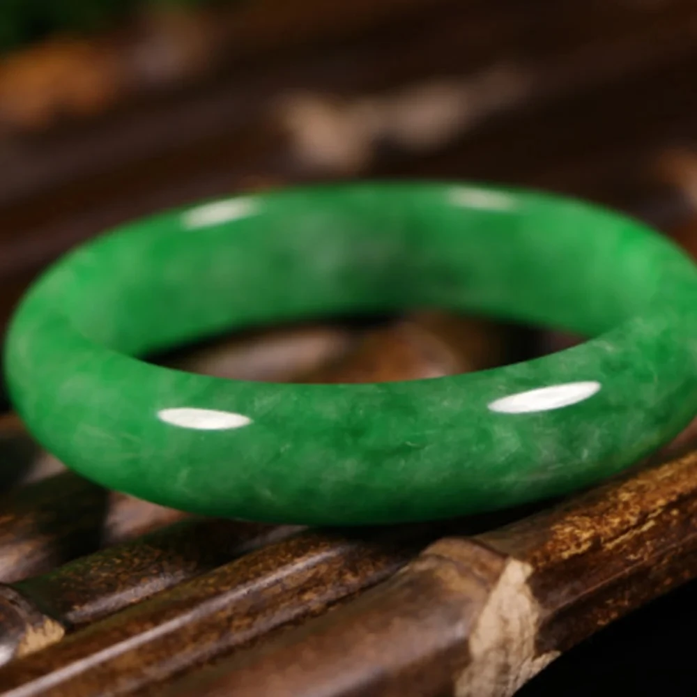 New Natural Myanmar Emerald Green Bangle Jade Bracelet Girlfriend Accessories Fine Jewelry