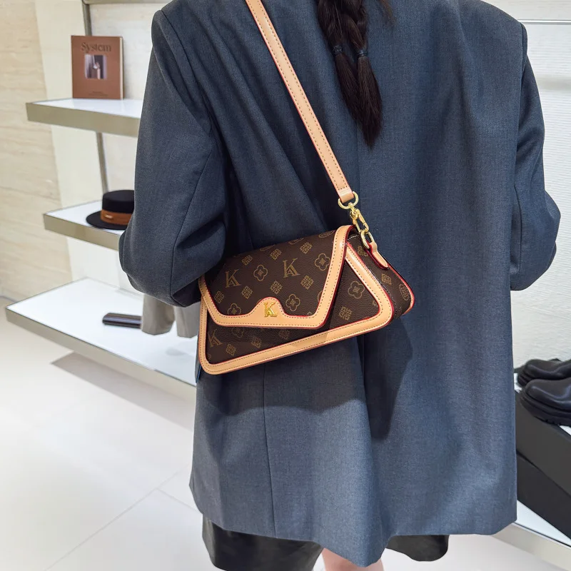 

2025 Printed Underarm Bag, Vintage Shoulder Purse for Women, Color Block Crossbody Tote, Chic Day to Night Bag, Textured Sling