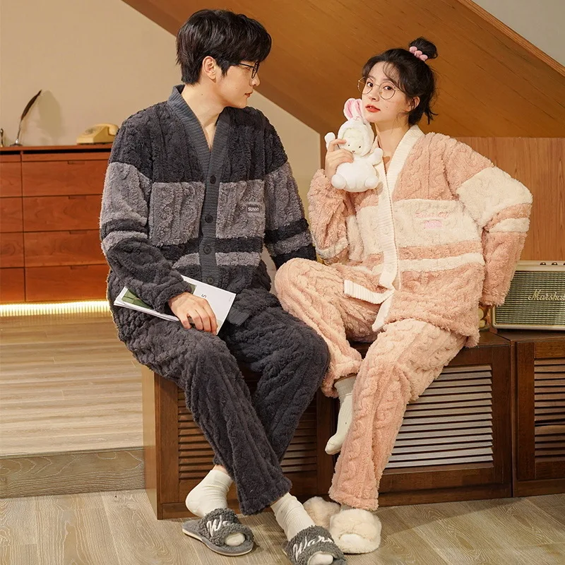 Ropa de dormir de franela de moda coreana para parejas, ropa de dormir cálida de invierno para mujeres y hombres, conjunto de pijamas de Kimono, ropa de casa de lana de Coral