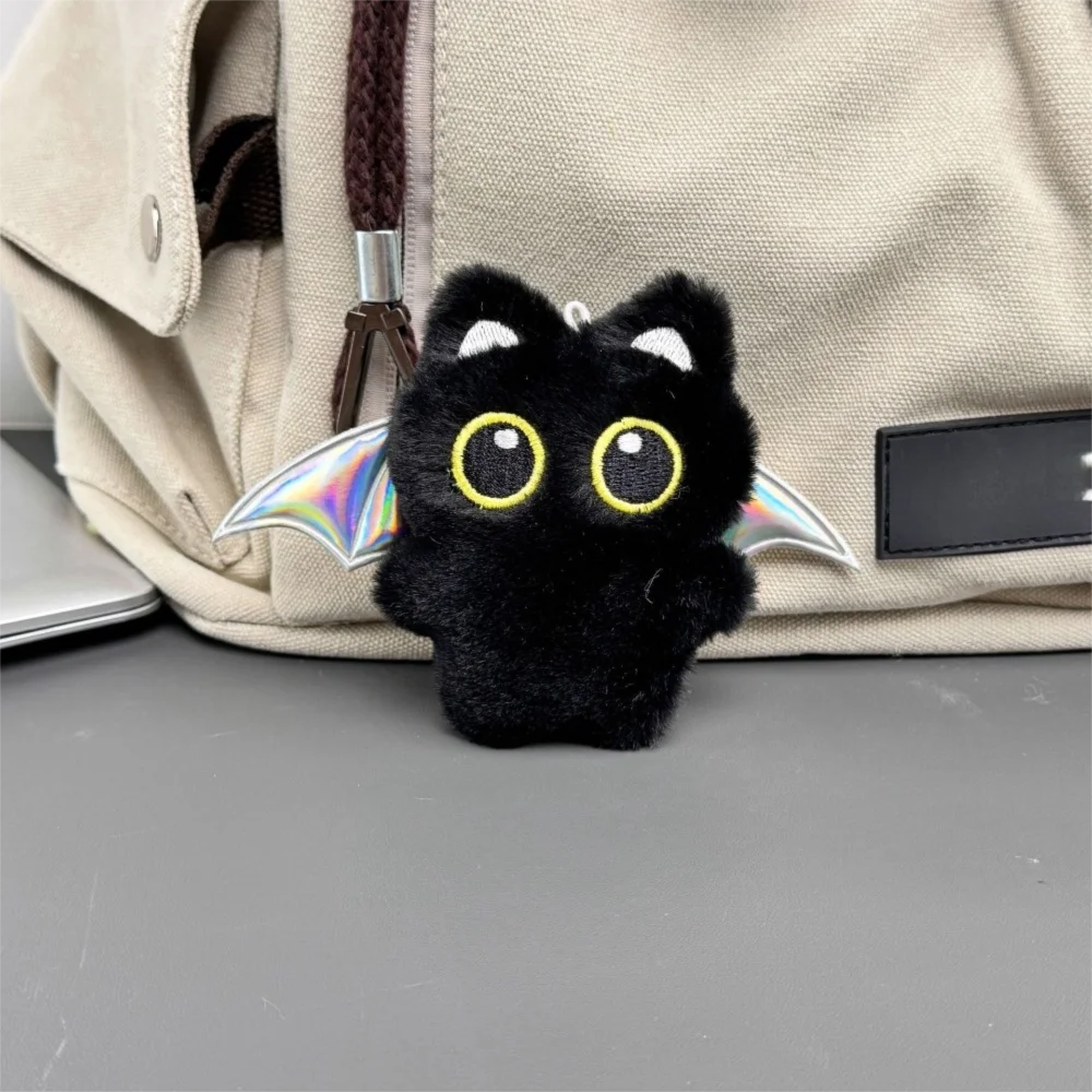 Nuovo pesce gatto nero peluche bambola portachiavi ali di fragola bambola borsa ciondolo bavaglino portachiavi auto regali