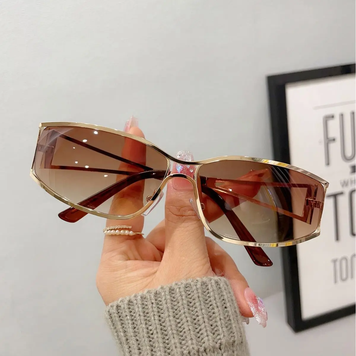 Vintage Punk Y2k Goggle Sunglasses Women 2024 Fashion Luxury Brand Driving Sun Glasses for Female Gradient Lenses Trendy Shades