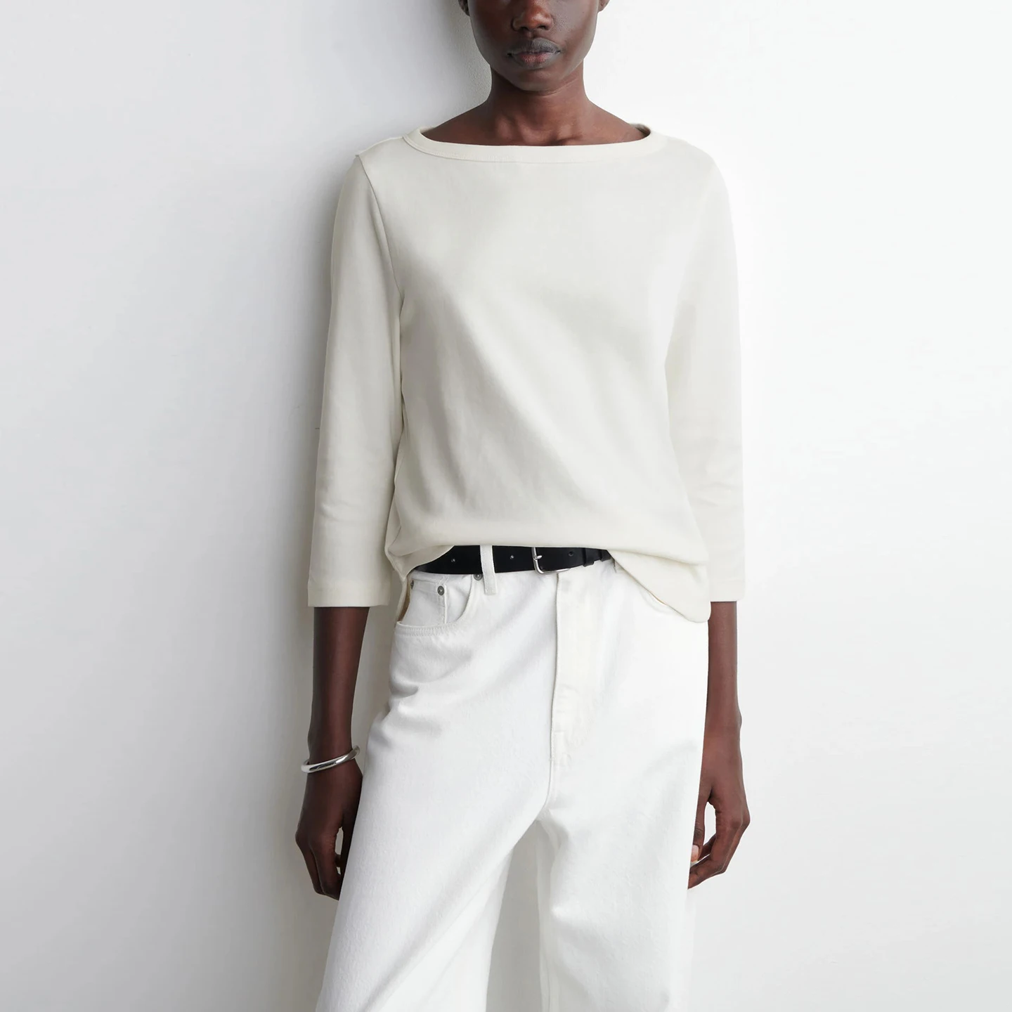 

Faionable round Ne Long Sve T-irt Women's Sle 2025 Autumn New Arrival Comfortable Breathable Pure Color Casual Wear