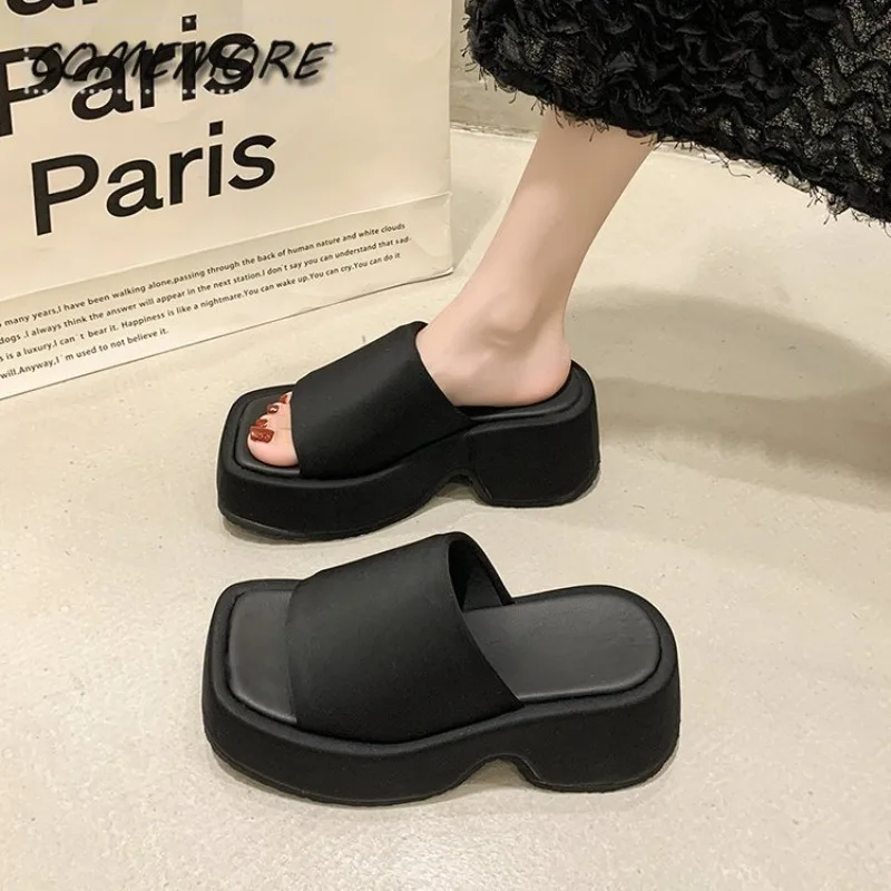 Ladies Slippers Women’s Flip Flops Shoes 2024 New Black Summer Casual Outside Square Toe Slides Female Platform Sandal Footwear