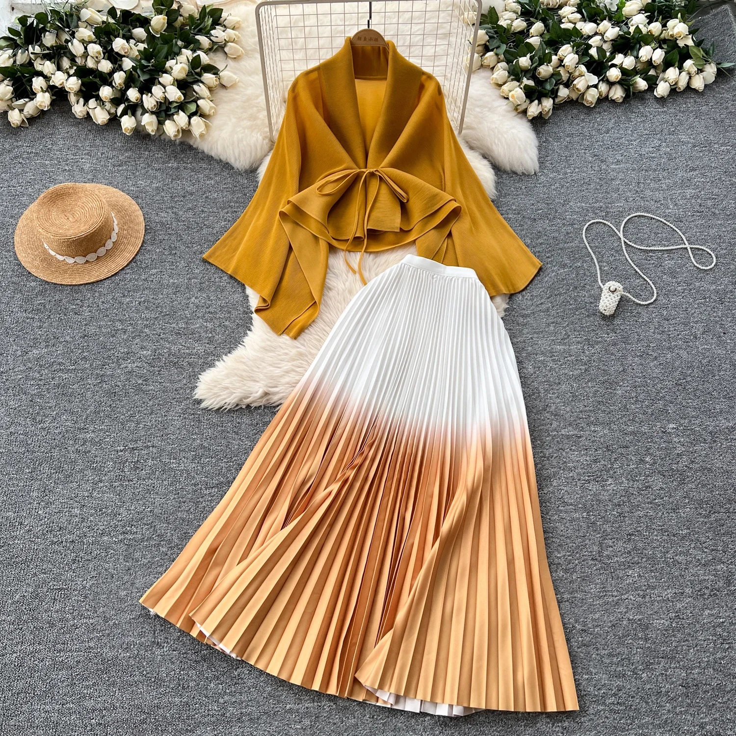 Elegant Long Sleeves Bandage Loose Top High Waist Pleated Skirt Evening High Street Fashion Autumn Winter Gradient Color Sets